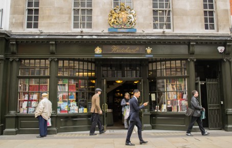 Hatchards,_London,_2013.jpg